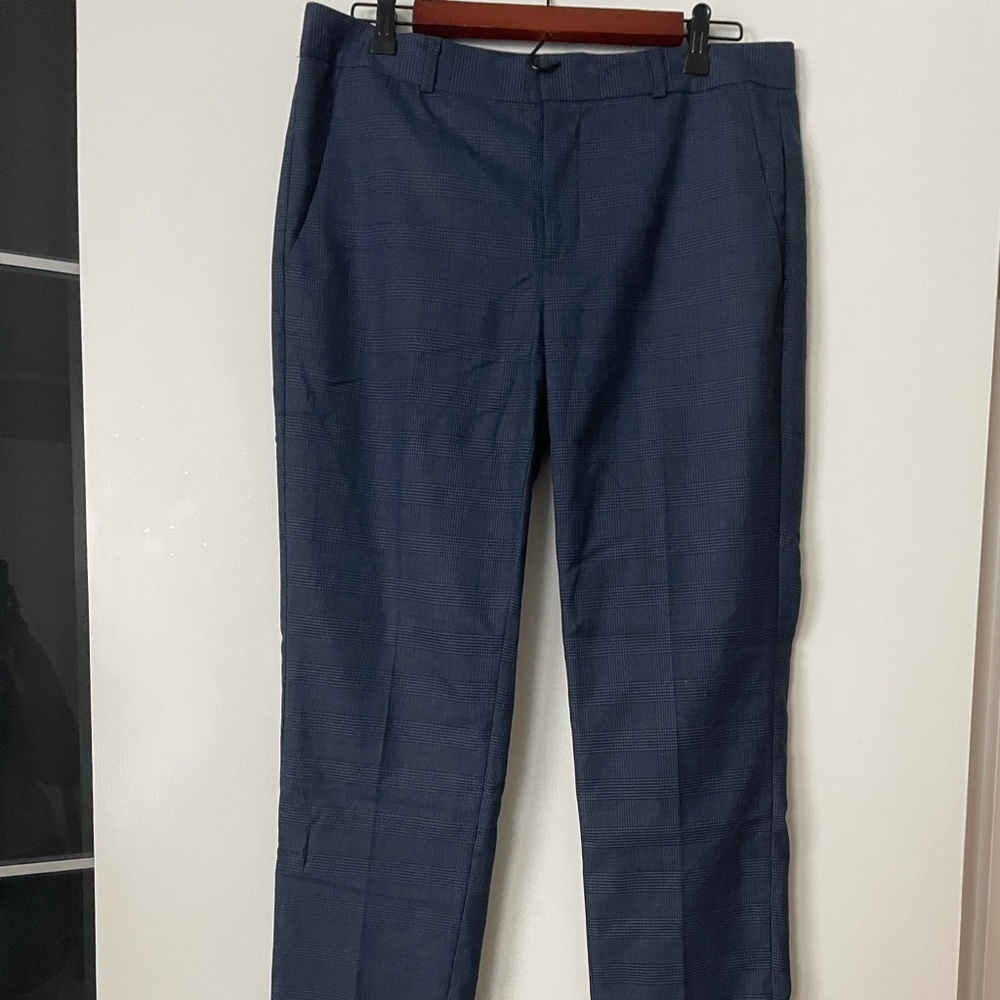 Banana republic size 8 skinny navy with plaid pant